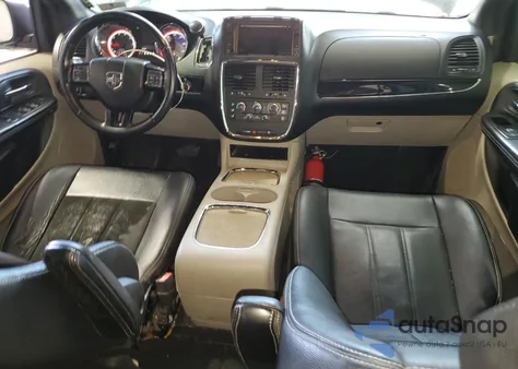 2015 Dodge Grand Caravan Sxt z USA, uszkodzony, nr VIN 2C4RDGCG6FR653122